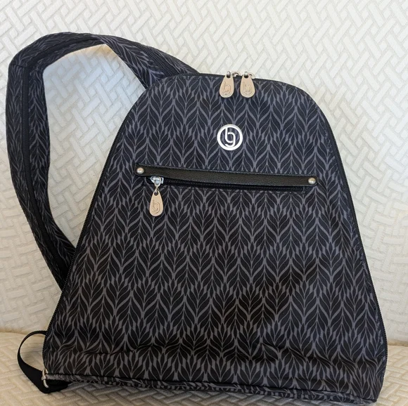 Bagallini Memphis Convertible Geofloral Print Backpack 81iekPczqzL._AC_SL1500_.jpg main image 3